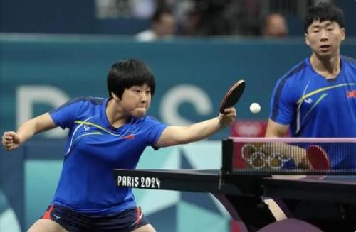 两端的表现 两端的表现