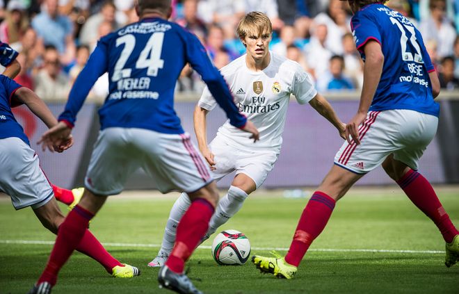 决赛上半场 决赛上半场